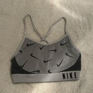 Nike Sport Bra YM NEVER WORN